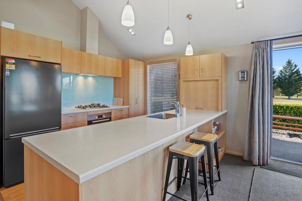 Fairway Cottage - Hanmer Springs Holiday Home ภายนอก รูปภาพ