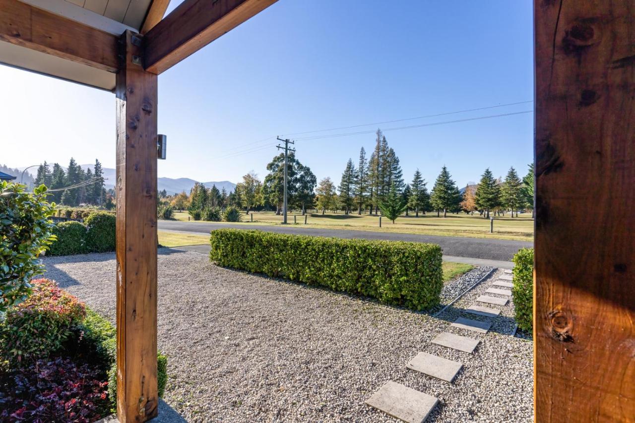 Fairway Cottage - Hanmer Springs Holiday Home ภายนอก รูปภาพ